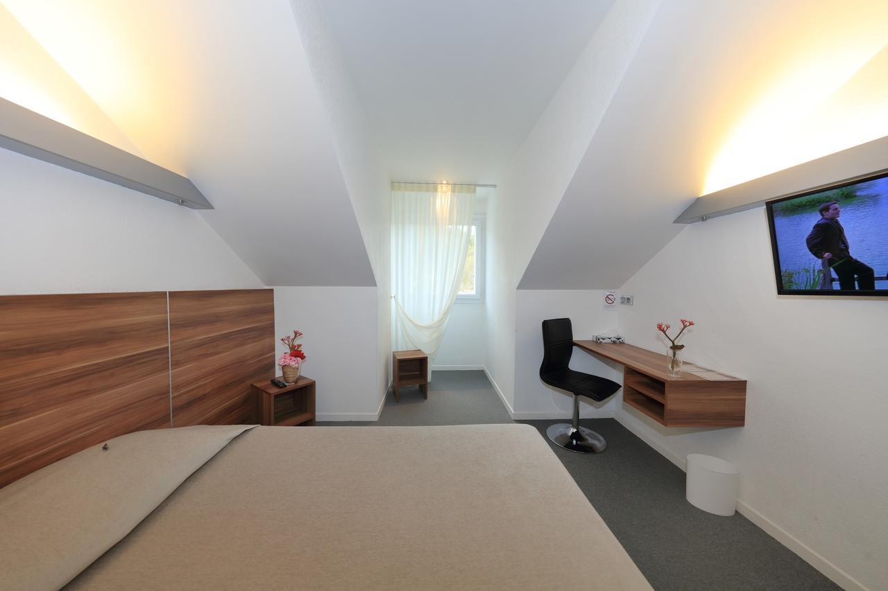 Logis Hotel Restaurant L'Europe Marvejols Eksteriør bilde